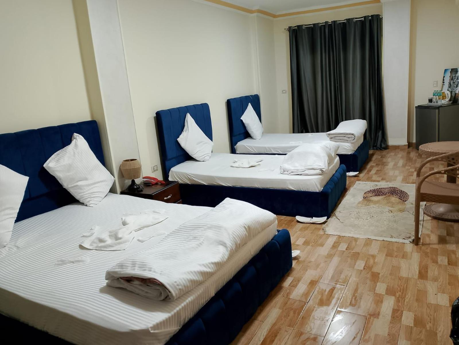 Pyramid Stars Inn Nazlet el-Sisi ภายนอก รูปภาพ
