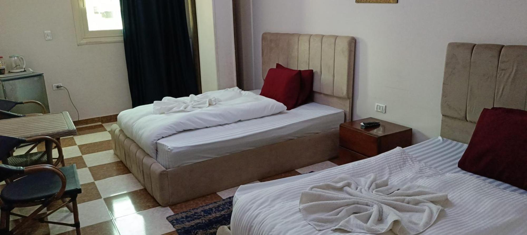 Pyramid Stars Inn Nazlet el-Sisi ภายนอก รูปภาพ